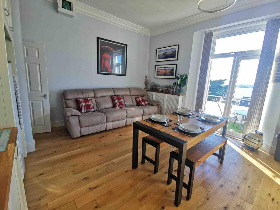 Number 7 Torquay Stunning Sea Views Apartment Exterior photo